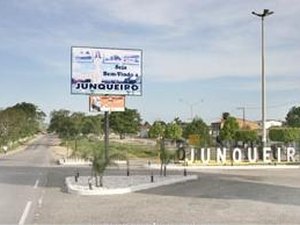 Quatro pessoas são presas acusadas de desmanche de veículos no interior