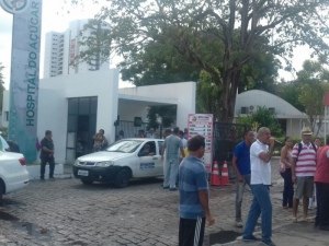 Auxiliares e Técnicos de Enfermagem paralisam atividades no Hospital do Açúcar