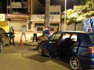 Lei Seca: Três condutores são presos e 14 estavam dirigindo carros sem habilitação 