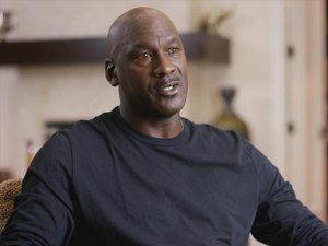 Caso de assassinato do pai de Michael Jordan tem reviravolta após 28 anos