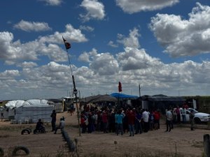 [VÍDEO] Megaoperação reintegra posse de área ocupada pelo MST na zona rural de Arapiraca