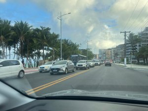 [Vídeo] G20: trânsito na orla de Maceió apresenta congestionamento nesta sexta (13)