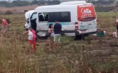 Acidente com van de passageiros linha Penedo/Arapiraca (12/12/2018)