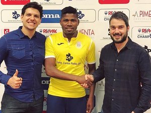 Atacante Lúcio Maranhão vai atuar em Portugal 