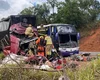 [Vídeo] Ônibus de Alagoas com destino ao Paraná colide com carreta em MG de deixa mais de 50 feridos