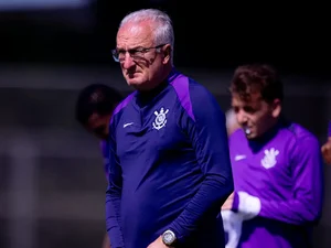 Corinthians demite Dorival Júnior após derrota para o Internacional