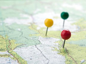 Ferramenta para calcular rotas e obter informações sobre cidades