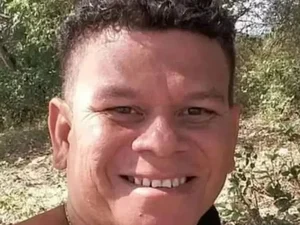 Homem é assassinado a tiros por bandidos em motocicleta, em Porto Real do Colégio