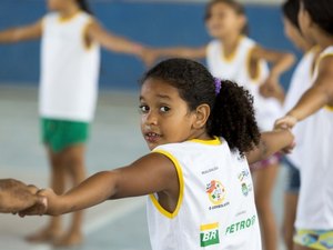 Instituição de Maceió faz Festa Junina para crianças carentes