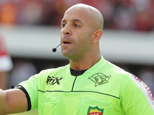 CBF define arbitragem do Rio Grande do Sul para Murici x Cruzeiro