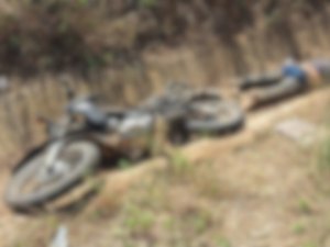 Idoso morre após perder o controle da moto e cair em vala na AL-115 em Palmeira dos Índios