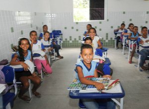 Mais de 70% dos estudantes em Maceió dizem precisar de psicólogo na escola