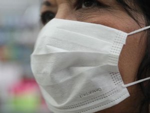 Salões e estúdios de tatuagem lidam com falta de máscaras no mercado