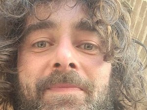 Padre anuncia que está apaixonado durante a missa: ‘Quero tentar viver esse amor’