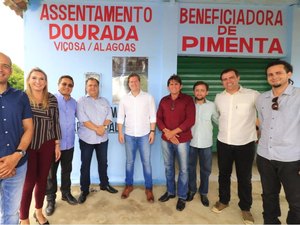Em Viçosa, Marx Beltrão e Incra inauguram pavimentação de acesso ao Assentamento Dourada