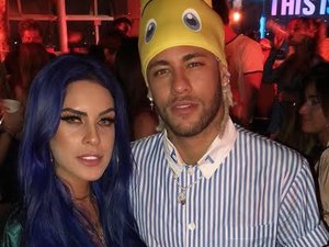 Tati Zaqui confirma romance com Neymar e elogia jogador: 'Ficamos e foi bom'