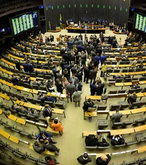 Câmara abre concurso com salário de R$ 30 mil e sem graduação específica