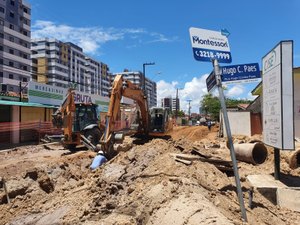 Infraestrutura e Sanema atuam para resolver problema de drenagem na Rua Hugo Corrêa Paes