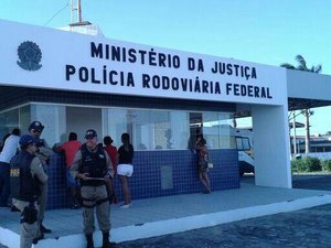 PRF realiza Cinema Rodoviário em São Miguel dos Campos