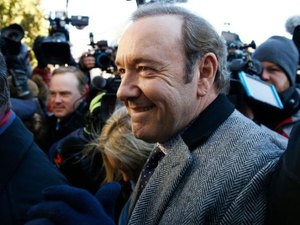 Morre massagista que acusava Kevin Spacey de assédio sexual, diz jornal