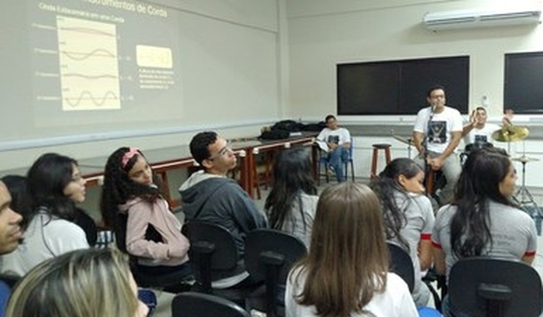 Ufal traz música ao vivo e outras atrações na Expofísica 2015