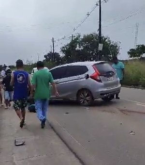 Motorista invade contramão e colide com veículos na AL-115, deixando duas mulheres feridas