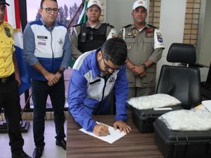 Forças de trânsito recebem 15 novos etilômetros entregues pelo Detran/AL 