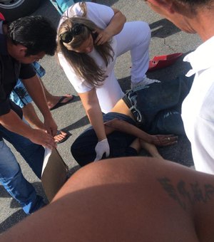 Motoqueiro morre em acidente com ônibus na parte baixa de Maceió