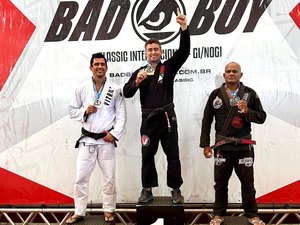 Tarciso Manzano é campeão da categoria master de torneio internacional de jiu-jítsu