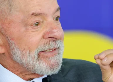 'País vai ter pela primeira vez um presidente eleito 4 vezes', diz Lula sobre reeleição