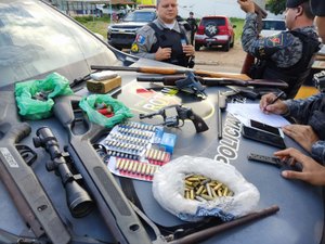 Oito armas e mais de 170 munições são apreendidas durante operação integrada em Penedo e Coruripe