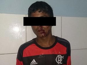 Suspeito de estuprar e matar a própria irmã é espancado por dois menores em delegacia