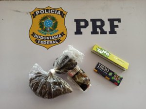 Homem é detido por porte de droga para consumo em Canapi