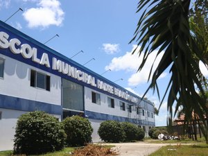 Nova escola no Benedito Bentes inicia atividades presenciais no dia 3 de março