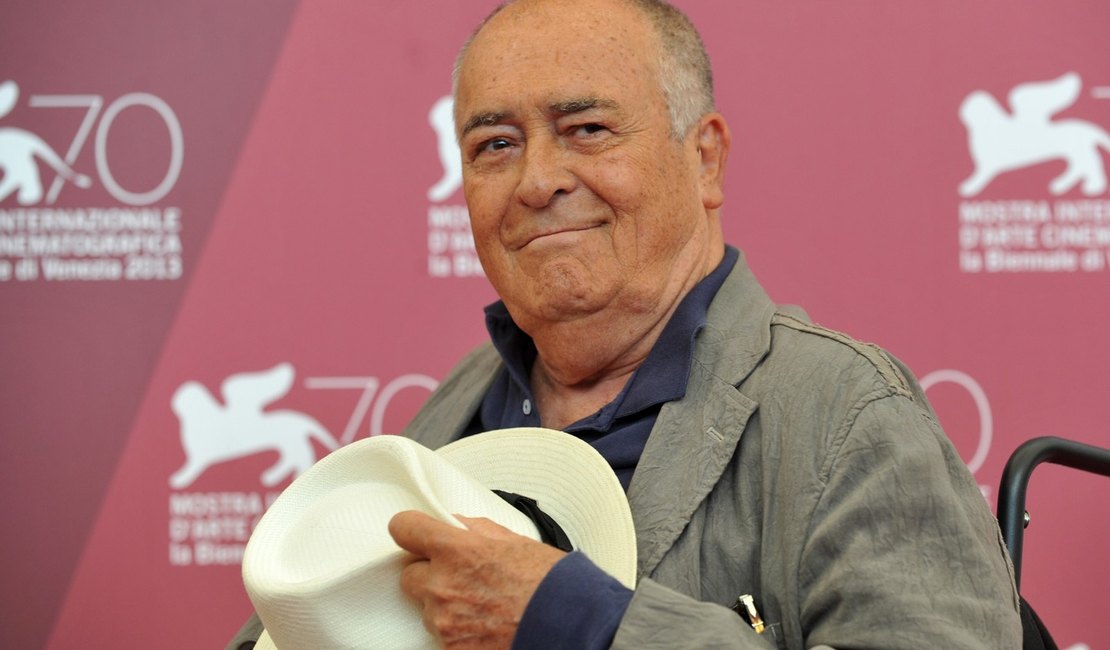 Morre aos 77 anos, diretor de filme polêmico, Bernardo Bertolucci