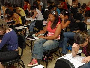 MEC prorroga validade de documentos do Fies devido à greve dos bancários