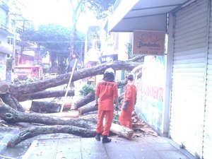 Bombeiros e Defesa Civil atenderam a 52 ocorrências nas últimas 36 horas