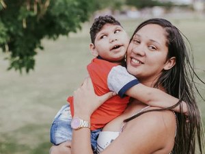 Pensão vitalícia para crianças com microcefalia beneficiará famílias em AL