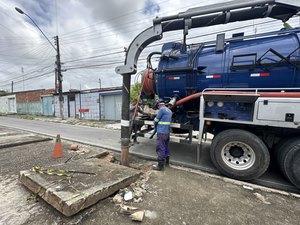 Infraestrutura retira mais de 400 toneladas de lixo da rede de drenagem em maio