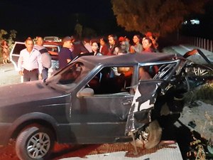 Engavetamento de quatro veículos deixa uma pessoa ferida em Inhapi