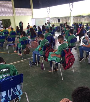 Prefeitura de LImoeiro de Anadia oferta curso de capacitação de Agente Ambiental para estudantes