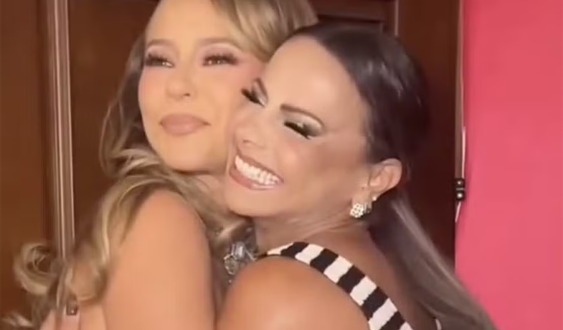 'Rainha das rainhas', Viviane Araujo celebra Paolla Oliveira na Imperatriz