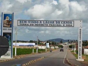 Durante perseguição, criminosos abandonam motocicleta e fogem a pé