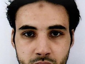 Suspeito de atentado em mercado de Natal na França é morto pela polícia