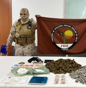 Dupla com arma e drogas é presa durante operação da PM em Olivença