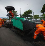 Avenida da Paz, no Jaraguá, recebe obras de pavimentação