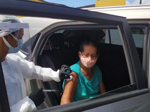 Quase 200 mil doses das vacinas contra a Covid-19 foram aplicadas em Alagoas