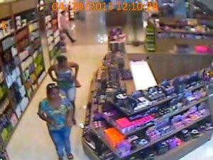 Polícia Civil divulga imagens de furto a loja de cosméticos em Maceió