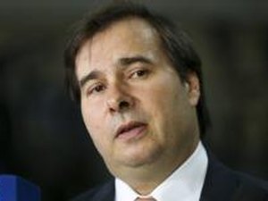 Com viagem de Temer à China, Maia assume interinamente a presidência do país