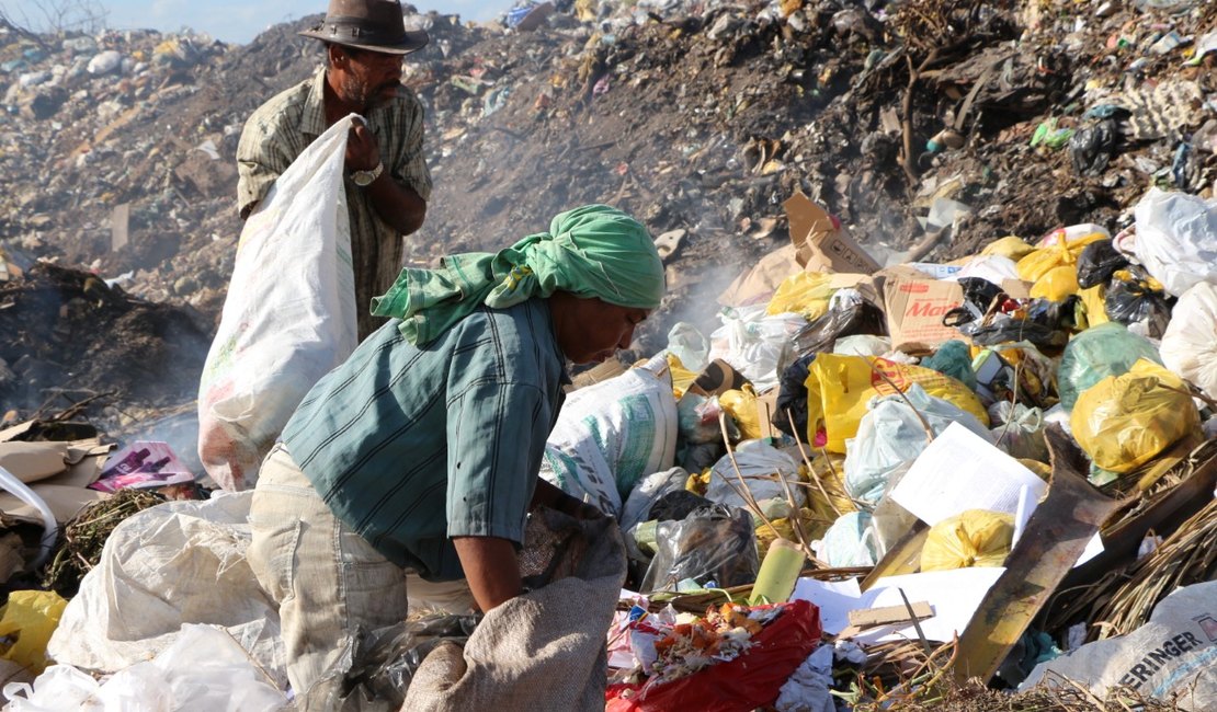 Prefeitura de Traipu terá de fornecer EPIs a trabalhadores de serviço de coleta de resíduos sólidos 